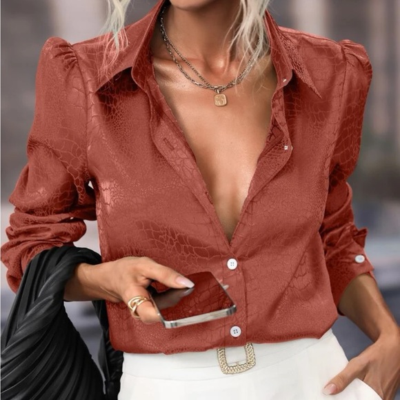 Luxe jacquard button down satin blouse - Picture 13 of 16